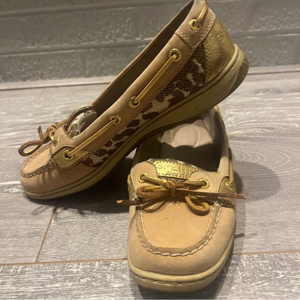 Sperry boat shoes